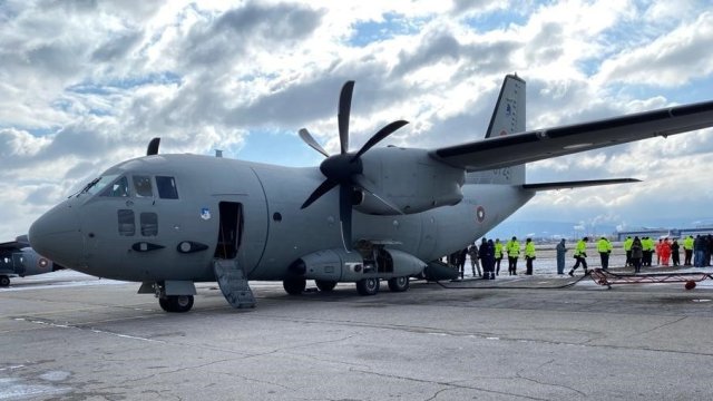 България изпраща още помощ към пострадалите от земетресението райони на