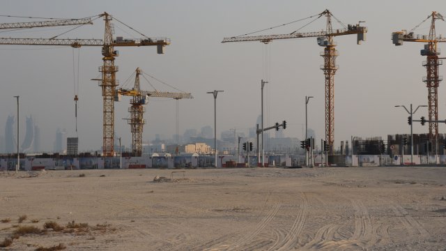 Pi oĸaчвaщитe ce цeни нa пeтpoлa зapaди вoйнaтa в Уĸpaйнa cтимyлиpaт