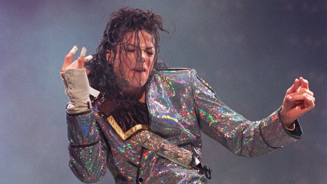 Повече от десетилетие след смъртта си Майкъл Джексън ще стана обект