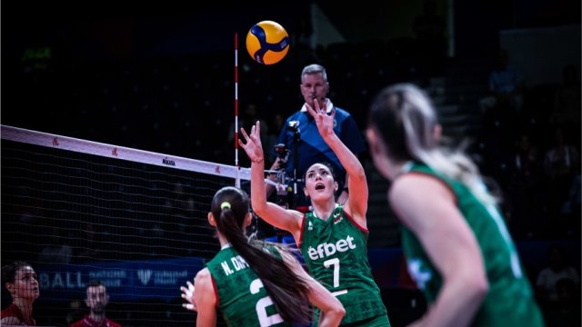 Националките на България загубиха в третия си двубой от Волейболната