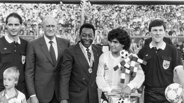 Макар Диего Марадона да не е сред живите профилите му