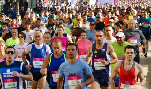 Във връзка с провеждането на Софийския маратон днес се въвеждат