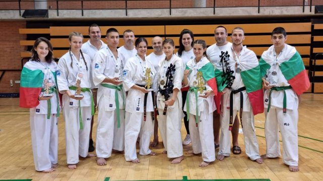 Състезатели от националния отбор на Българската карате киокушин федерация спечелиха