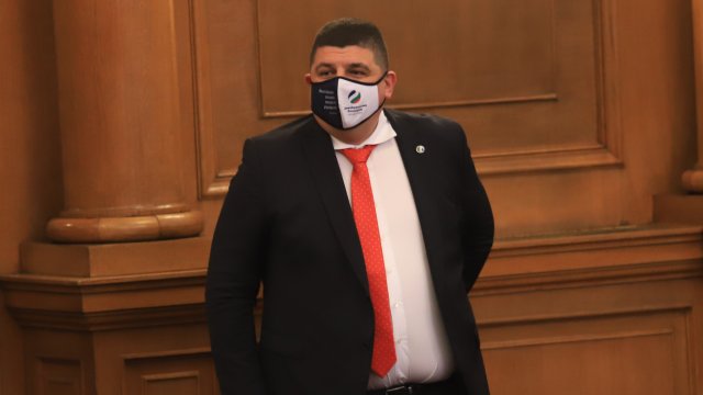 Иво Мирчев: Наблюдаваме жалко поведение и безславен край на Борисов