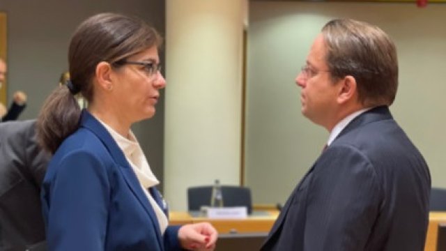 Категорично осъждаме военните действия на Русия срещу Украйна и жестоките