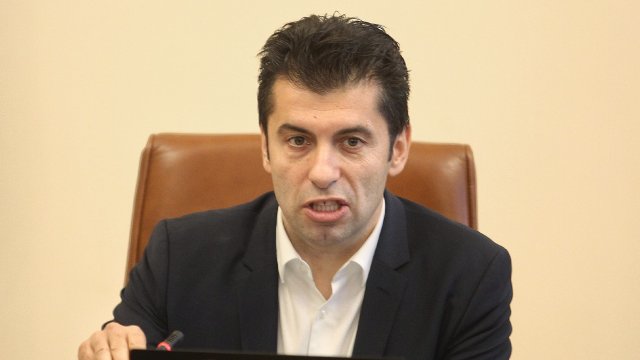 Премиерът Кирил Петков обяви в началото на правителственото заседание позицията