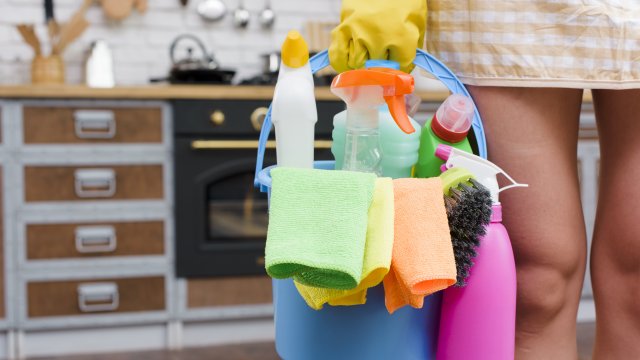 Време е за пролетно почистване защото пролетта официално е вече