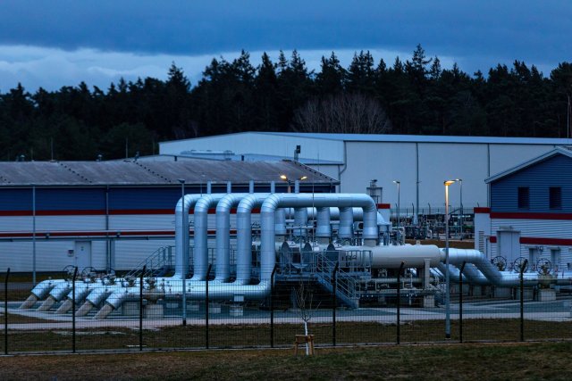 Руският енергиен гигант Газпром заяви че продължава да доставя газ