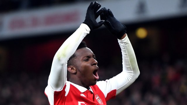 Лидерът Арсенал и рекордьорът по титли в Англия Манчестър Юнайтед направиха великолепно