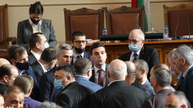 Актуализацията на държавния бюджет за тази година влиза на първо