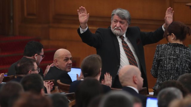 Парламентарна делегация водена от председателя на Народното събрание Вежди Рашидов