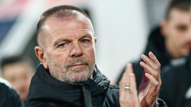 Стойчо Младенов подаде оставка като старши треньор на ЦСКА заради