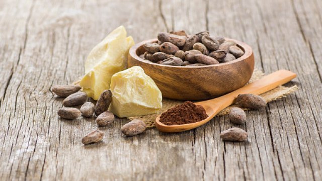 Какаовото масло е едно от най-често използваните в козметичната индустрия