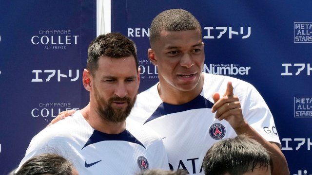 Футболистите на Пари Сен Жермен Лионел Меси и Килиан Мбапе