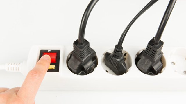 Цените на тока растат а с тях и сметките за