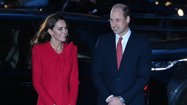 След като замъкът Уиндзор грейна в празнична украса Елизабет Втора започна