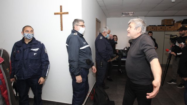 Съветът за електронни медии следи с внимание случая със запечатването