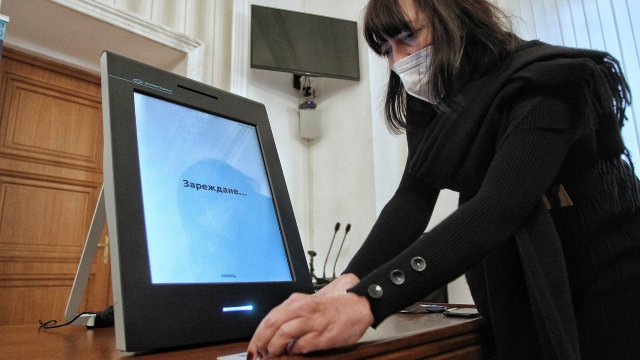 Колко общо са секциите в страната които не са отворили