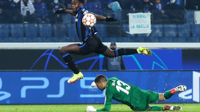 Феновете на английския футбол могат да си отдъхнат след като