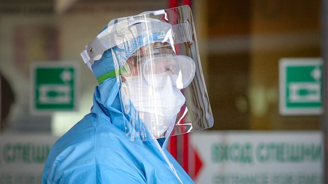 Хората там попълват декларация с която се съгласяват че няма