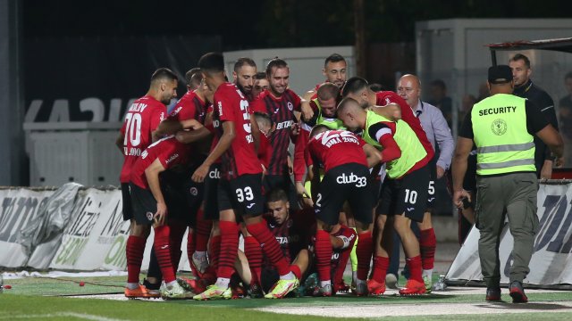 Локо София тресна драматично Левски с 3 2 като победното попадение