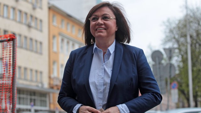 Корнелия Нинова Борислав Гуцанов и Гергана Алексова Великова не се явиха