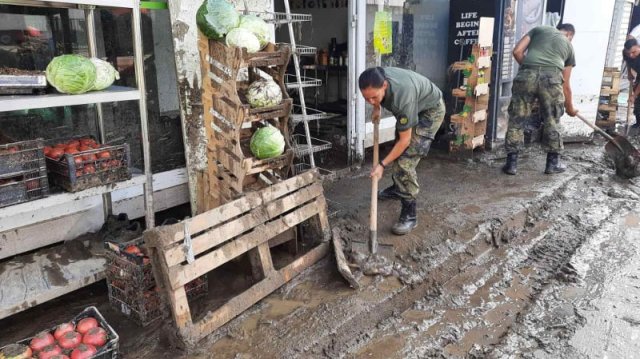 Остава в сила частичното бедствено положение след наводненията в Карлово