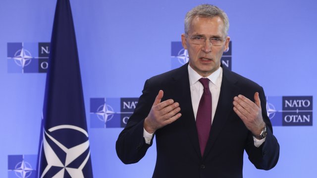 Генералният секретар на НАТО Йенс Столтенберг заклейми ударите по атомната