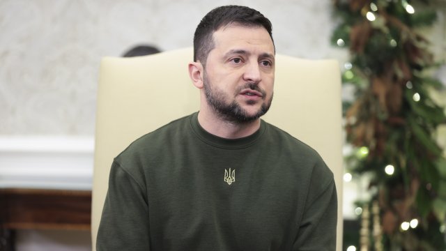 Президентите на Украйна Володимир Зеленски и Румъния Клаус Йоханис се