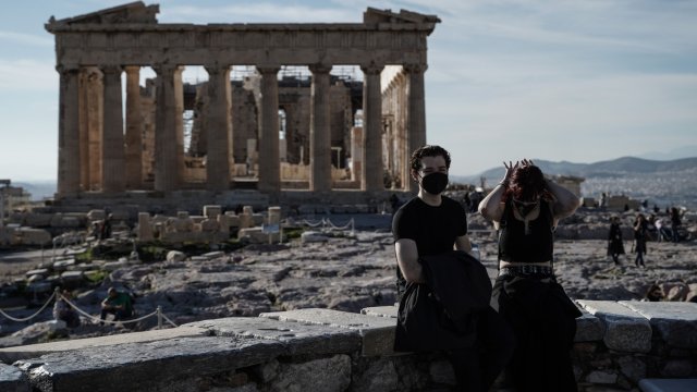 В Гърция от днес отпадат някои от мерките за заведенията