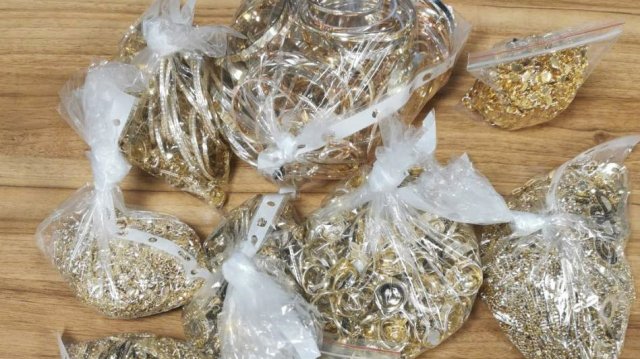 Нов опит за нелегално пренасяне на над 6 кг златни