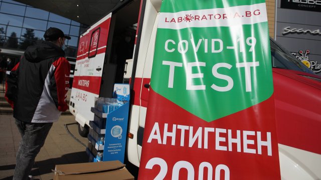 3176 са новите случаи на коронавирус у нас през последното