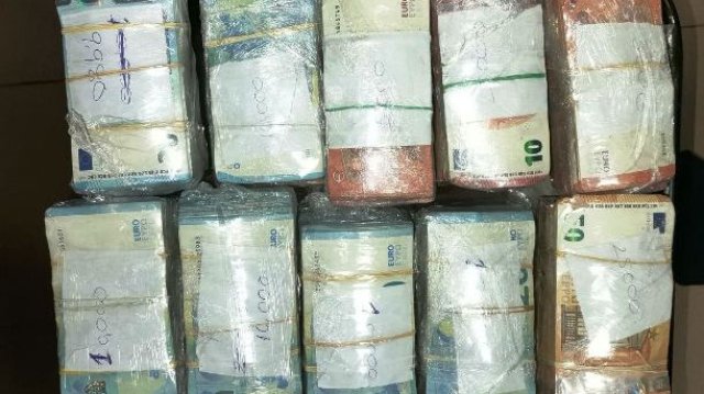 Митнически служители от Териториална дирекция Митница Русе откриха недекларирана