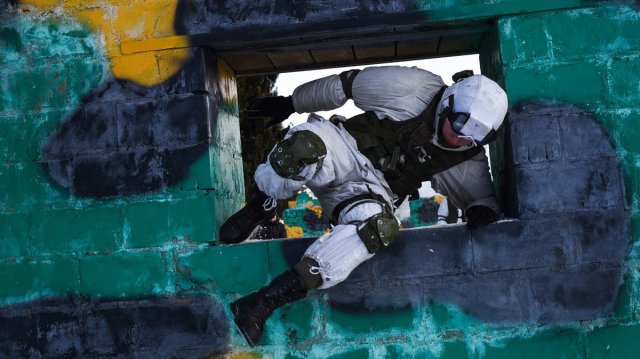Военното натрупване на руски войски близо до Украйна се разширява