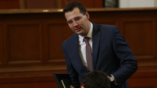 Ръководството на парламентарната група на ДПС съобщи че премиерът Кирил