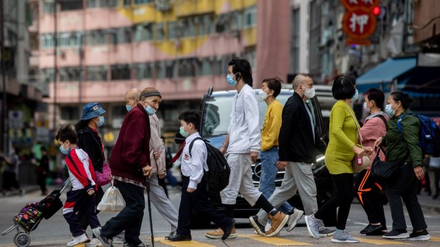 Щамовете на коронавируса Делта и Омикрон намаляват ефективността на защитната
