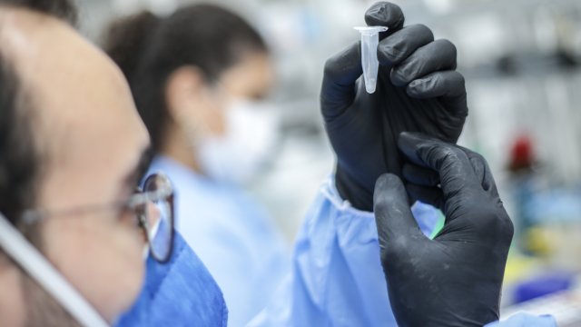 В Марсилия е открит нов вариант на коронавируса твърди доклад на