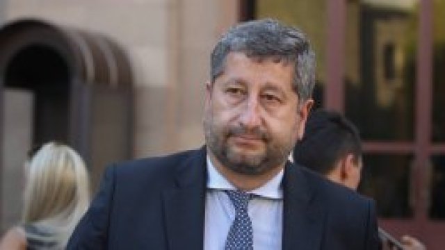 Демократична България не може да направи компромиси с целите си по