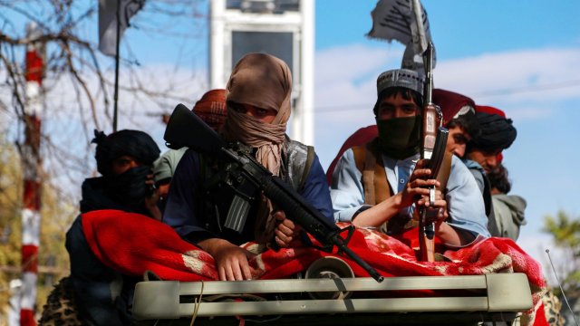 Талибаните забраниха на местните медии в Афганистан да излъчват чуждестранни