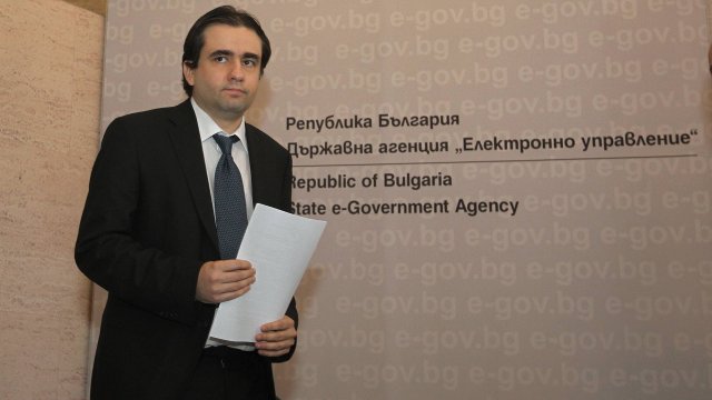 Министърът на електронното управление Божидар Божанов събира Съвета по киберсигурност