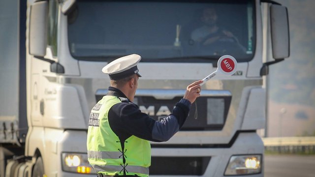 11 022 моторни превозни средства са проверени в рамките на