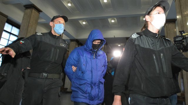 Разкайвам се за случилото се и моля за снизходителност Това