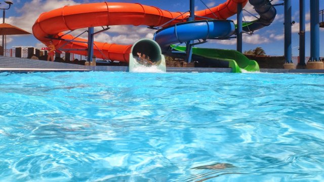 5-годишно българче се удави в басейн в турски курорт. Малката