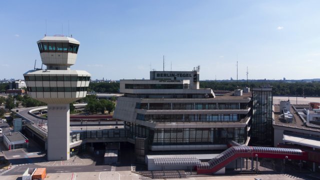 Стачка отменя всички полети от и за летище Берлин Бранденбург