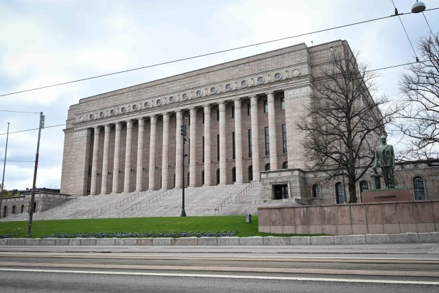 Мнозинство във финландския парламент одобри присъединяването на страната към Северноатлантическия