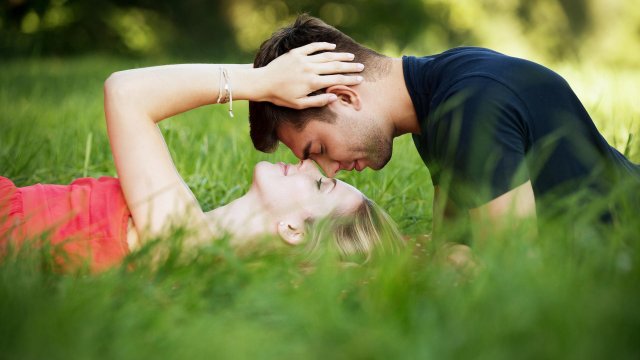 Любовта е прекрасна Когато сте влюбени ви се иска това