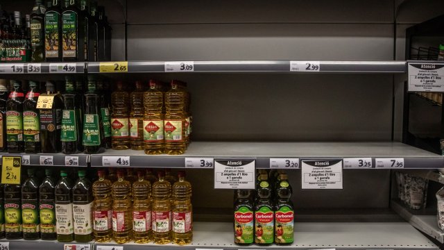 С кралски указ стана възможно супермаркетите в Испания да ограничат