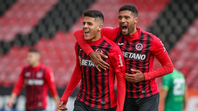 Локомотив София спечели с 3 0 домакинството си на и Витоша