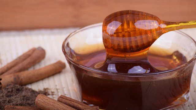 Традицията повелява на Нова година да празнуваме на маса на