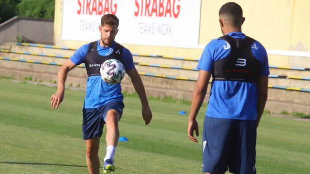 Ръководството на Левски прави опити да се раздели с едно